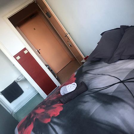 Augé Rest Hotel L Ardoise מראה חיצוני תמונה