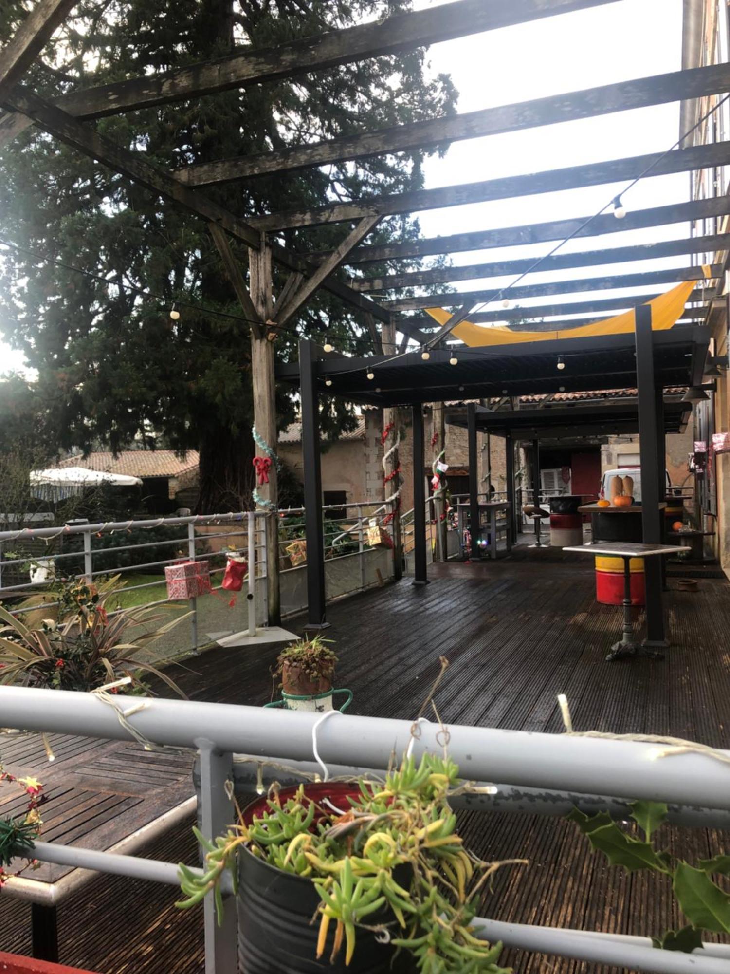 Augé Rest Hotel L Ardoise מראה חיצוני תמונה