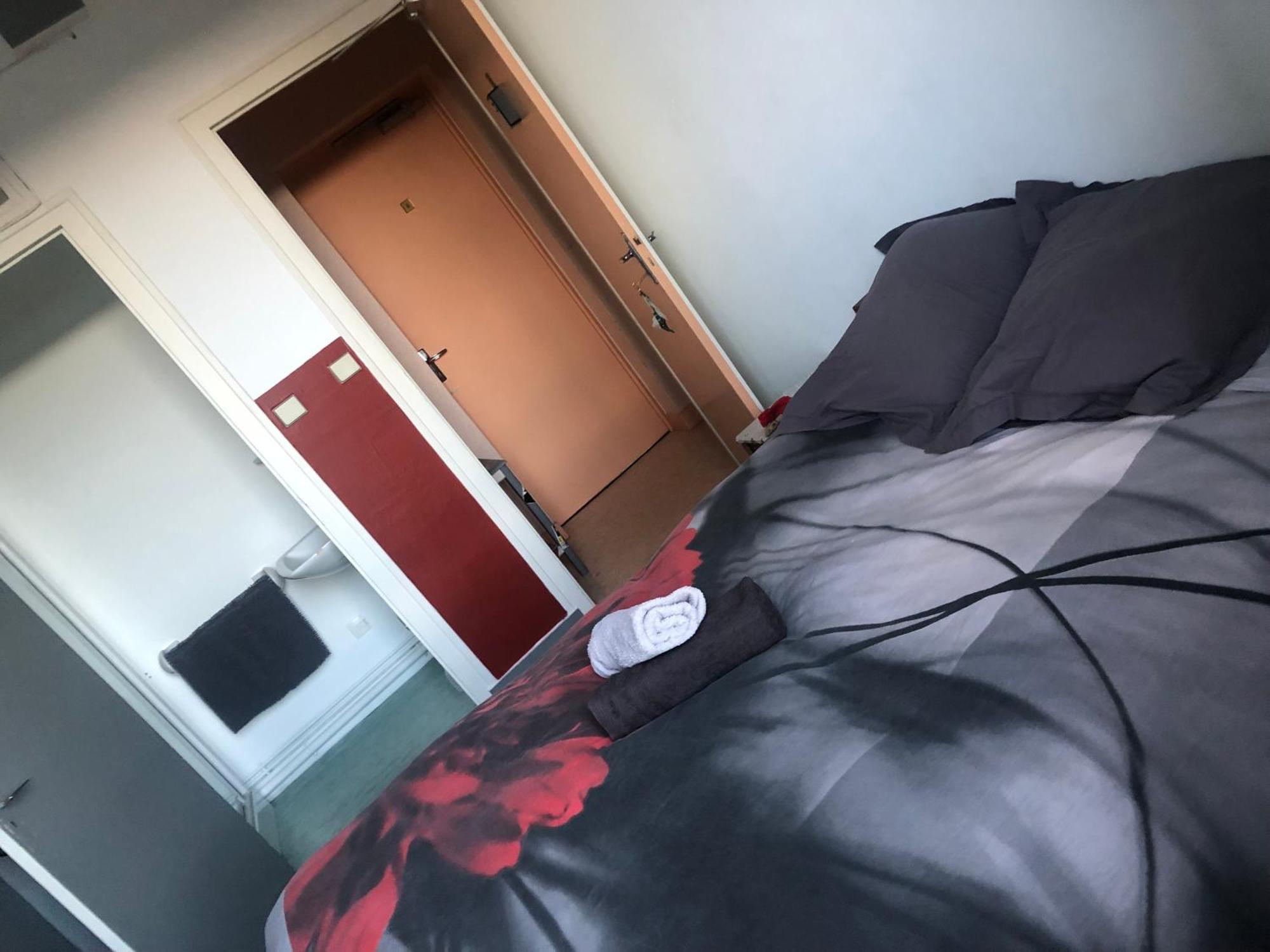Augé Rest Hotel L Ardoise מראה חיצוני תמונה